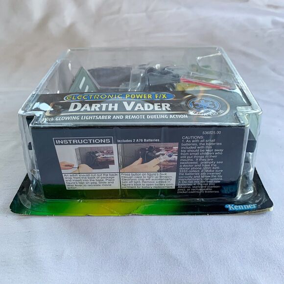 STAR WARS POTF DARTH VADER ELECTRONIC POWER F/X  1996 Kenner Box Damage - Picture 5 of 7